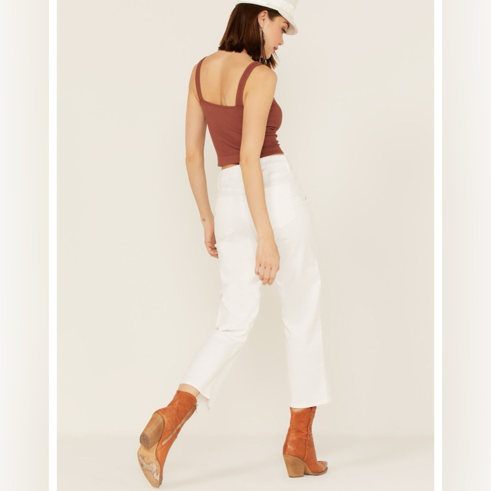 NWOT Unpublished White High Waist Stovepipe Jeans